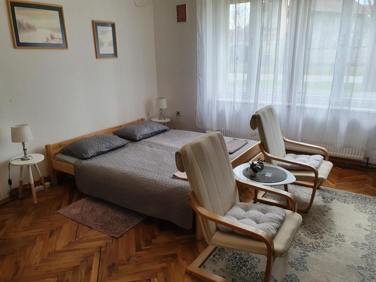 Citadela Hotel Sombor Buitenkant foto
