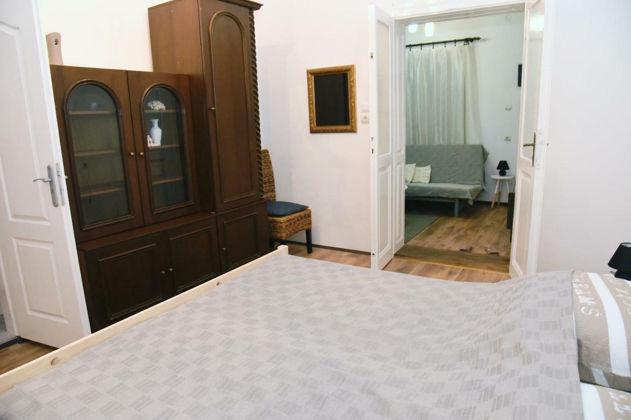 Citadela Hotel Sombor Buitenkant foto