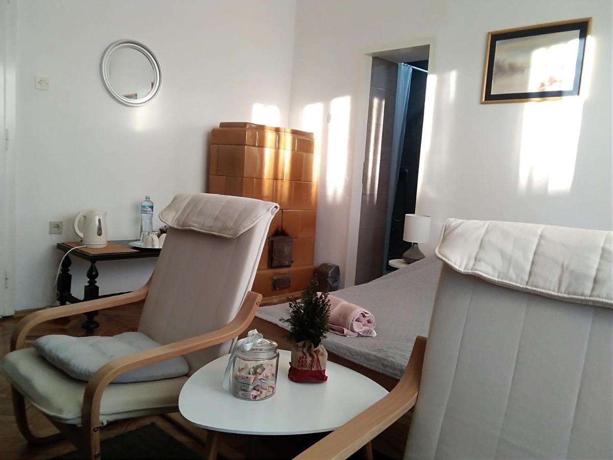 Citadela Hotel Sombor Buitenkant foto